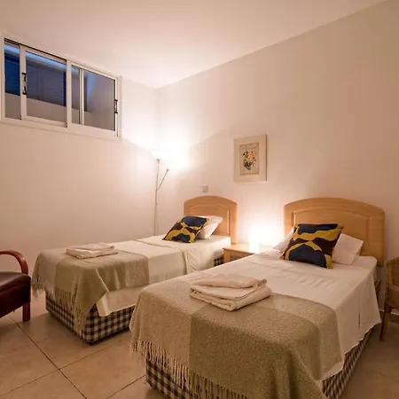 别墅 Walk To The Beach - - 4 Bedroom With Pool *